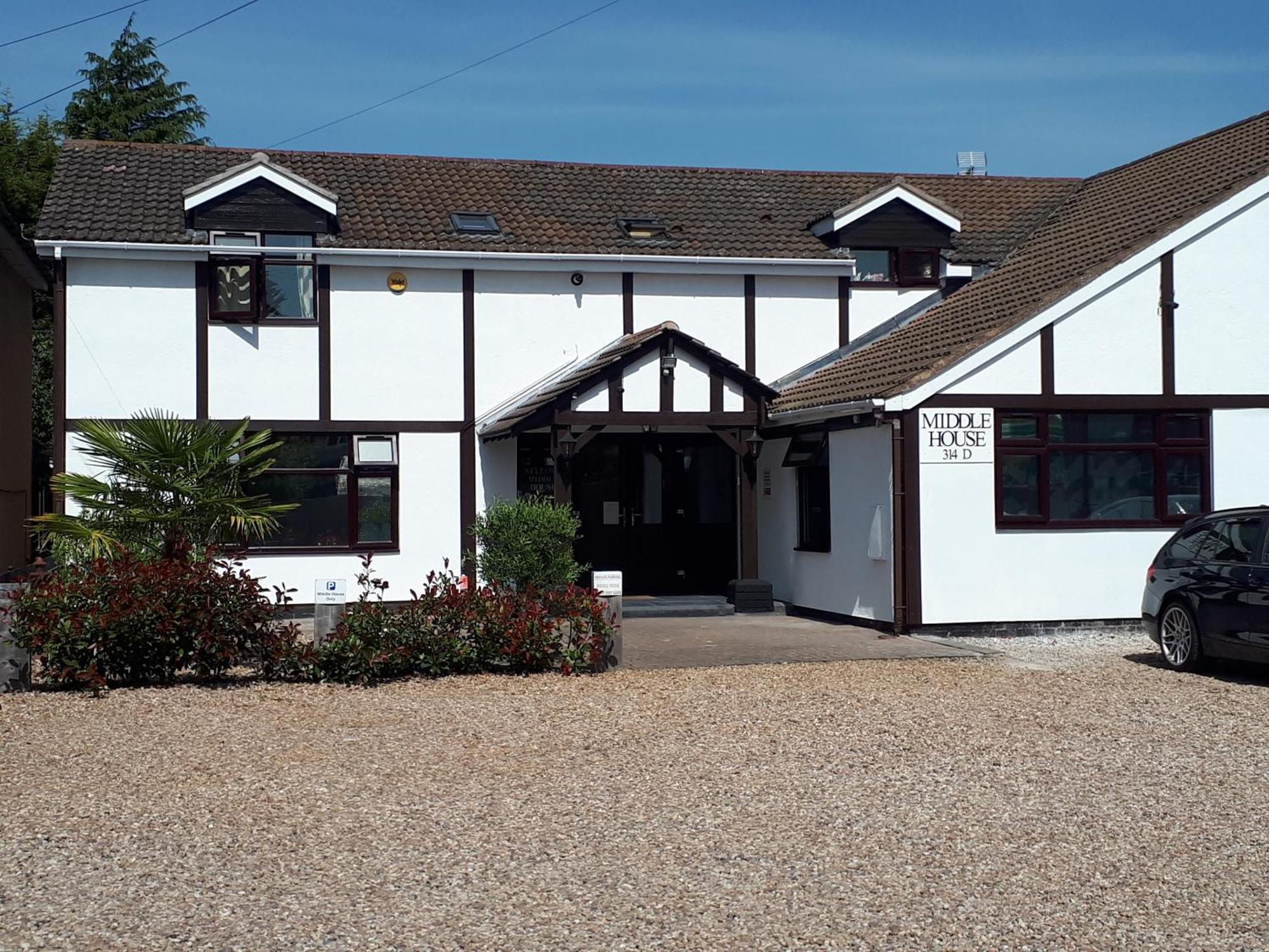 Middle House Bed & Breakfast Coventry Eksteriør bilde