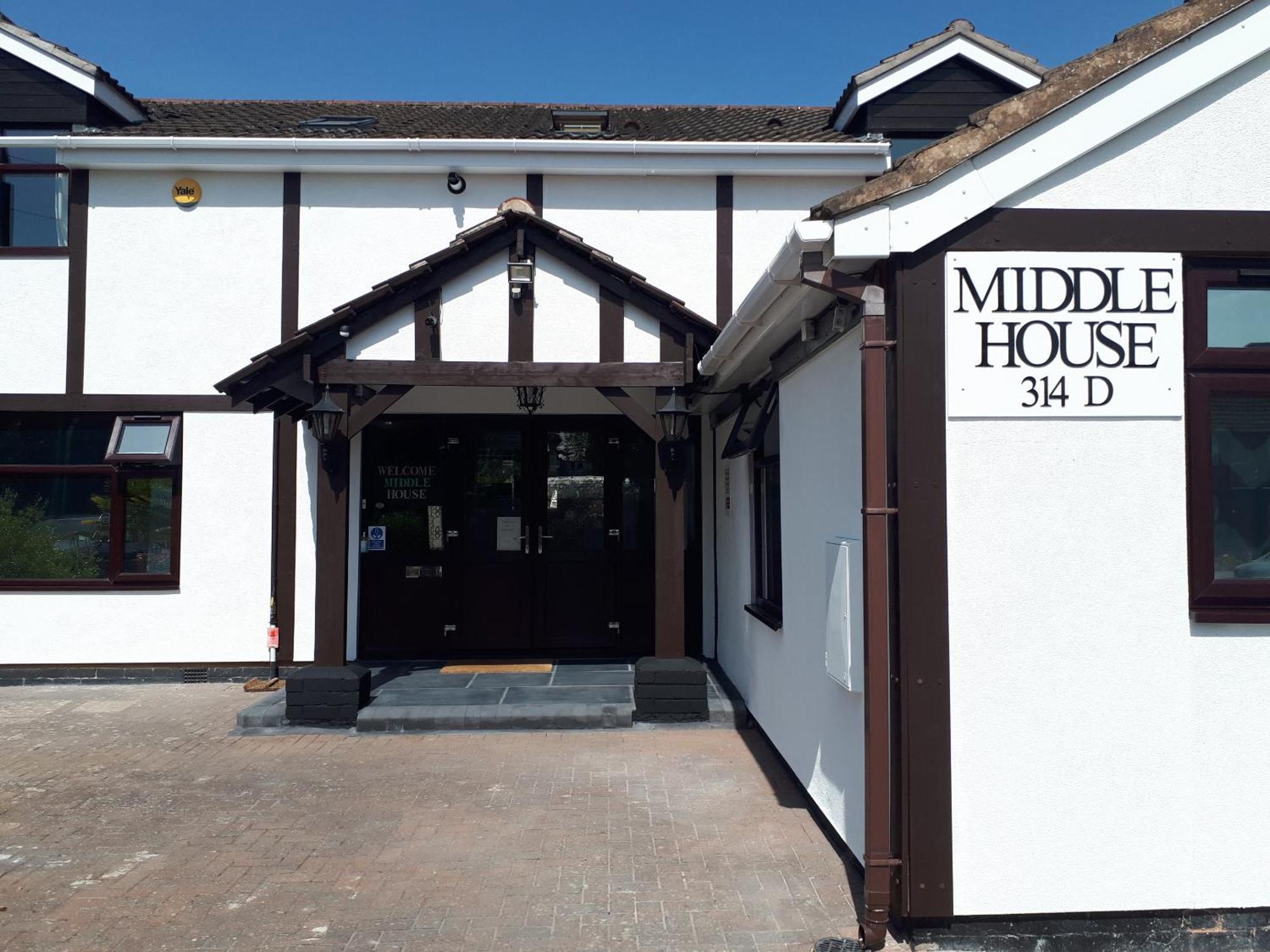 Middle House Bed & Breakfast Coventry Eksteriør bilde